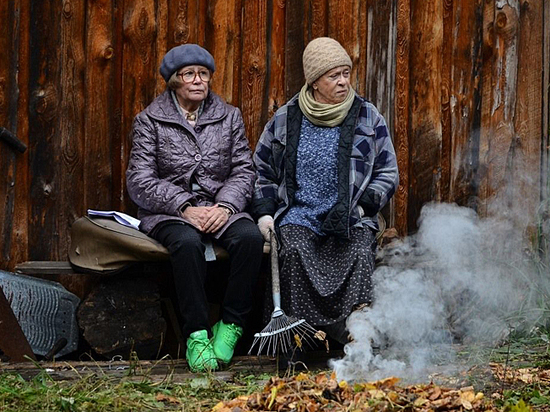 Марина Неелова и Алиса Фрейндлих. "Карп отмороженный" 2017 г.