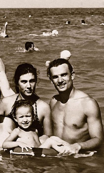 Евгений и Ольга Урбанские с дочерью Олей